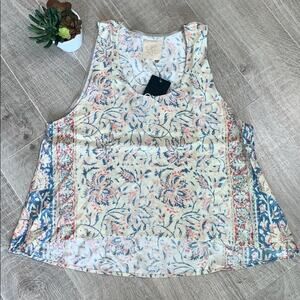 NWT CHASER Women's Hi Low Floral Cream Colored Flowy Tank Top Blouse